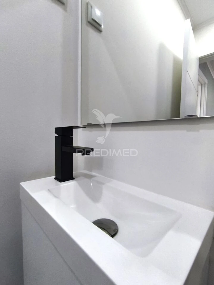 Apartamento T4 para Venda em Águas Livres Foto 10