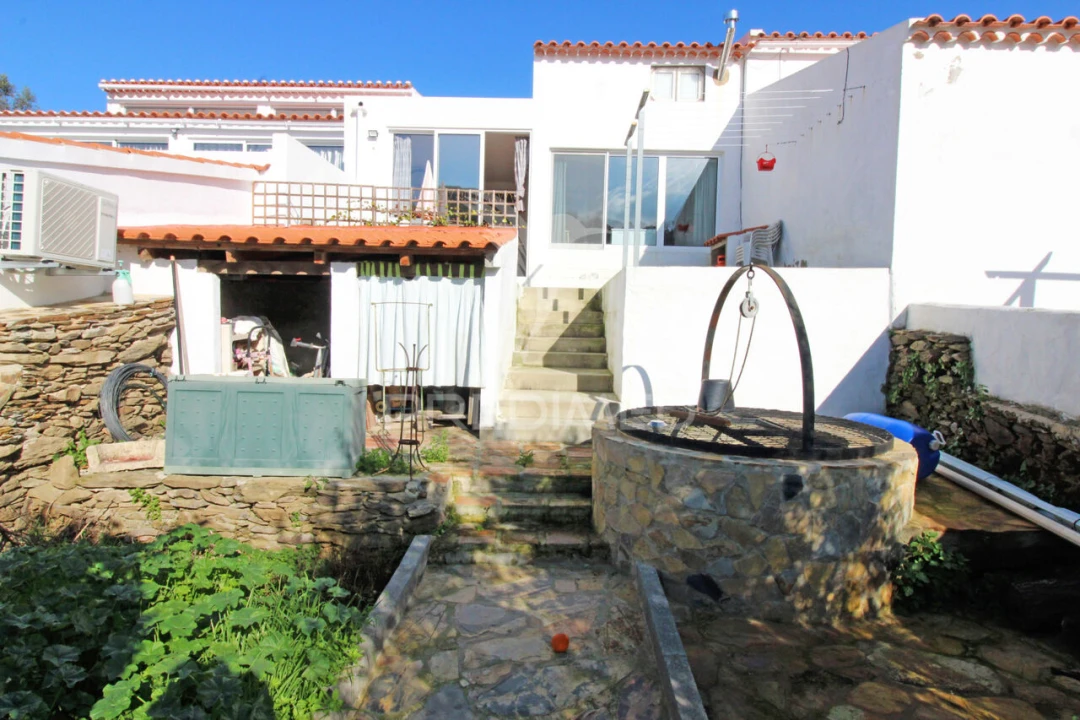 Moradia T2 para Venda em Vale de Santiago Foto 6