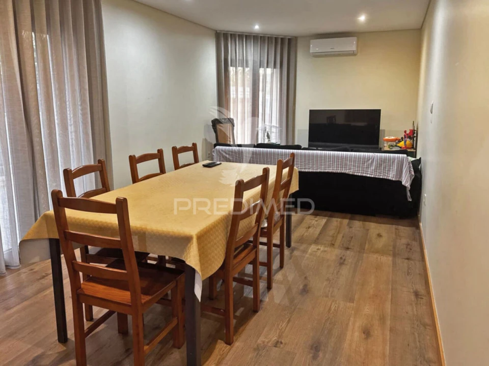 Moradia T3 para Venda em Fornelos Foto 8