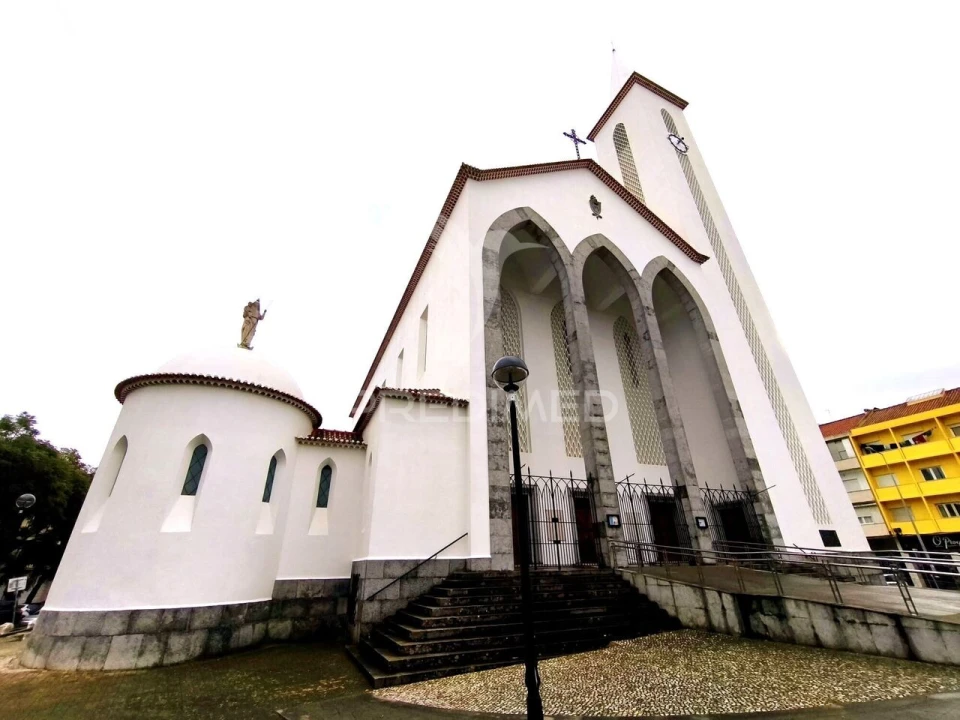 Apartamento T2 para Venda em Venteira Foto 18