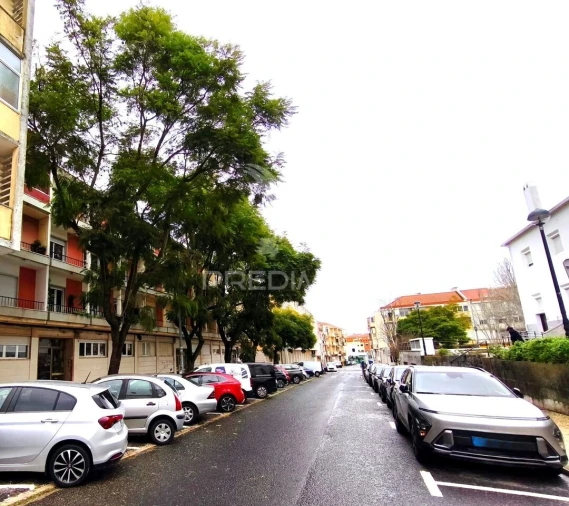 Apartamento T2 para Venda em Venteira Foto 20