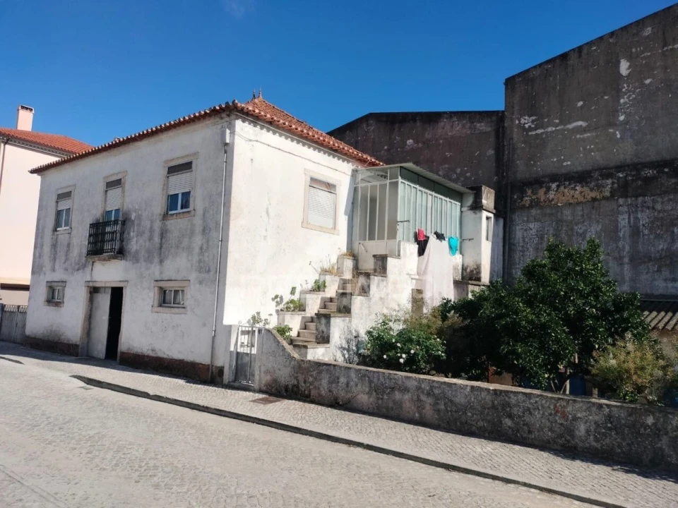 Moradia T3 para Venda em Minde Foto 2