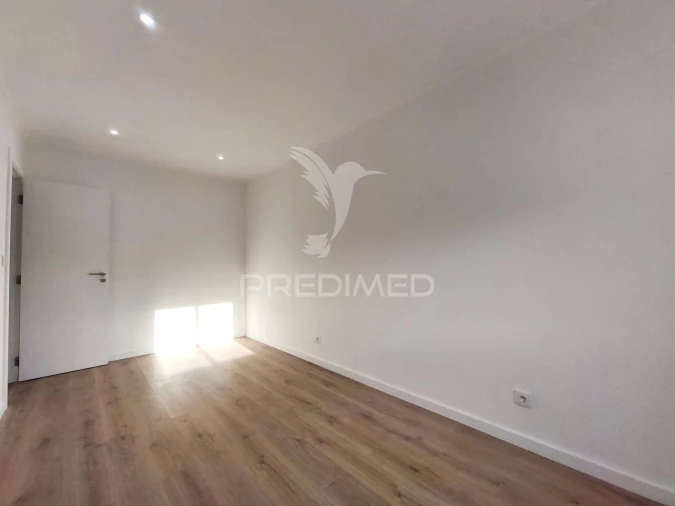 Apartamento T3 para Venda em Águas Livres Foto 11