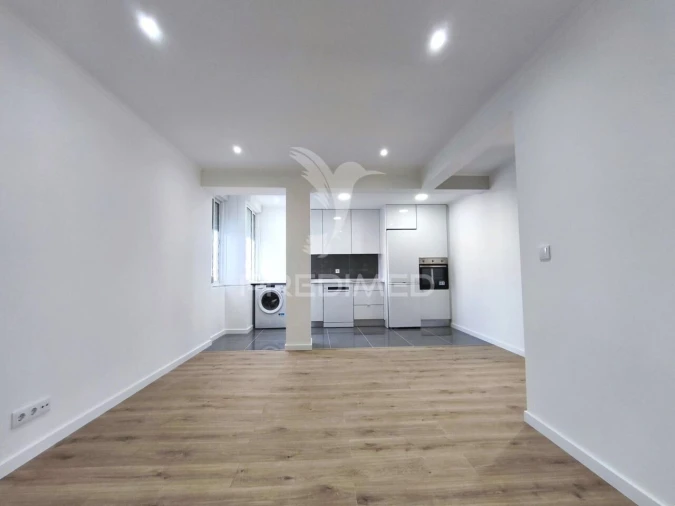 Apartamento T3 para Venda em Águas Livres Foto 3