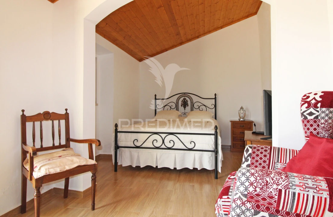 Quinta T4 para Venda em São Martinho das Amoreiras Foto 13