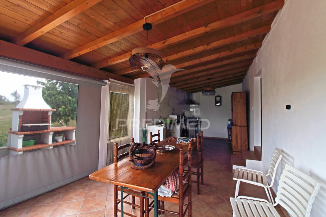 Quinta T4 para Venda em São Martinho das Amoreiras Foto 24