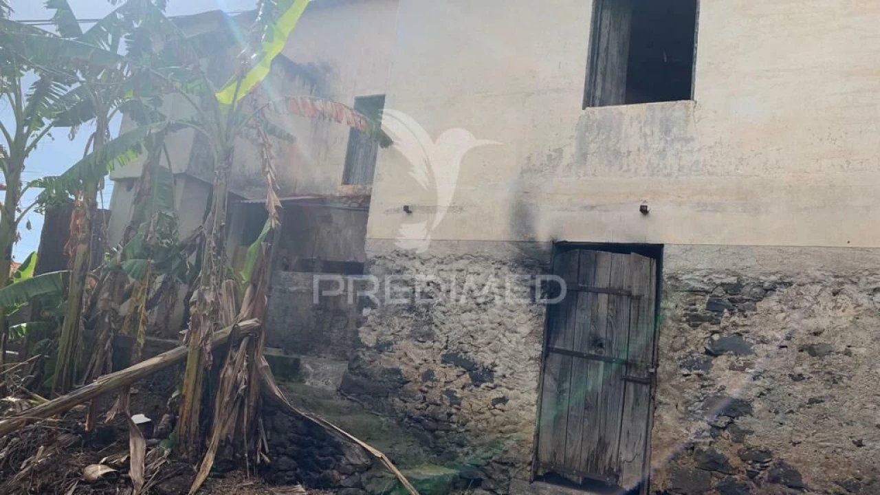 Terreno para Venda em Canhas Foto 17