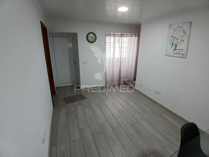 Moradia T2 para Venda em Vila Nova Foto 8