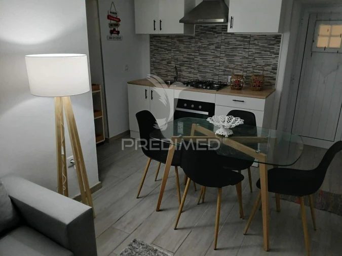 Moradia T2 para Venda em Vila Nova Foto 6