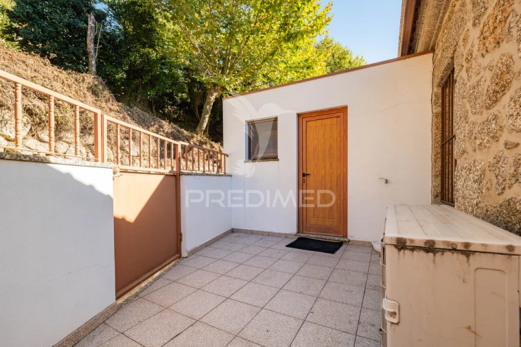 Moradia T3 para Venda em Valdosende Foto 35