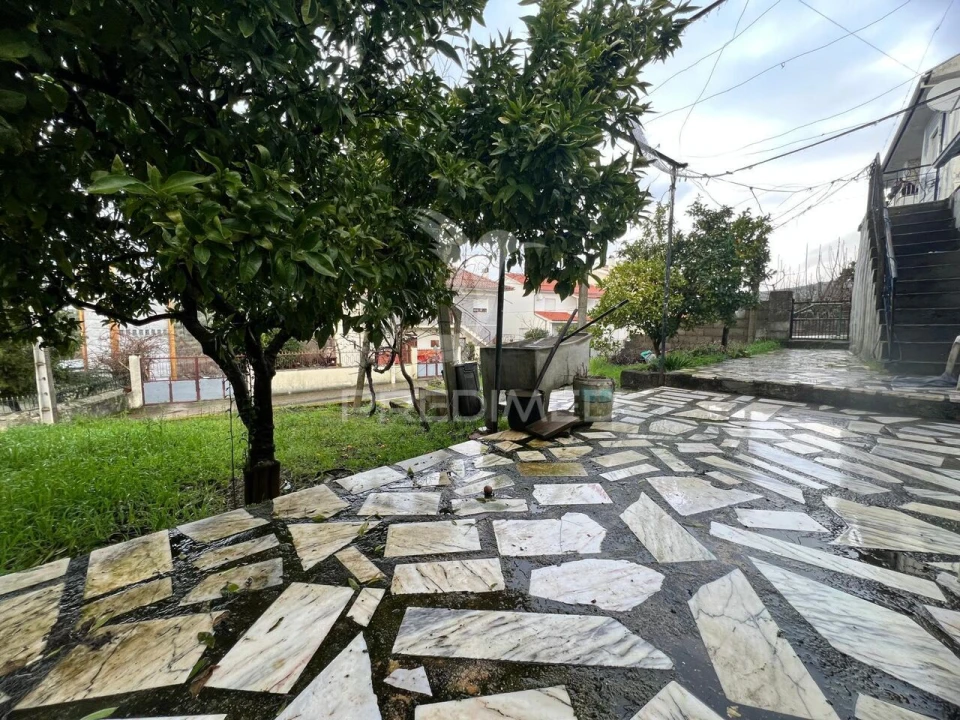 Moradia T3 para Venda em Mascarenhas Foto 4