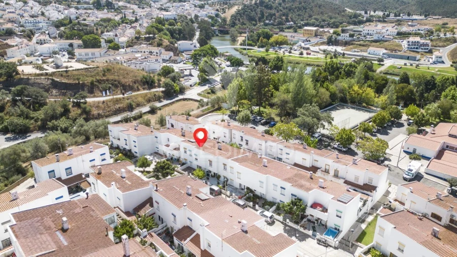 Moradia T4 para Venda em São Salvador e Santa Maria Foto 7