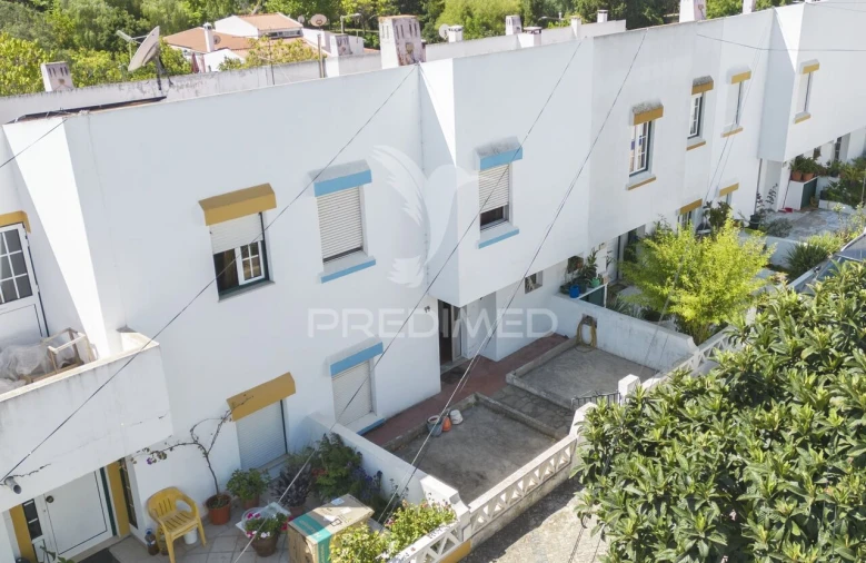 Moradia T4 para Venda em São Salvador e Santa Maria Foto 4