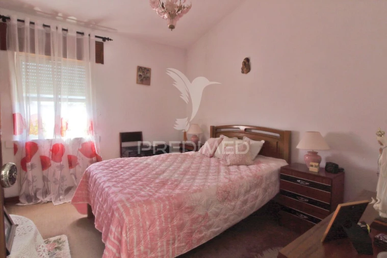 Moradia T4 para Venda em São Salvador e Santa Maria Foto 18