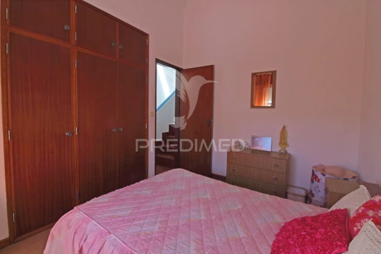 Moradia T4 para Venda em São Salvador e Santa Maria Foto 22