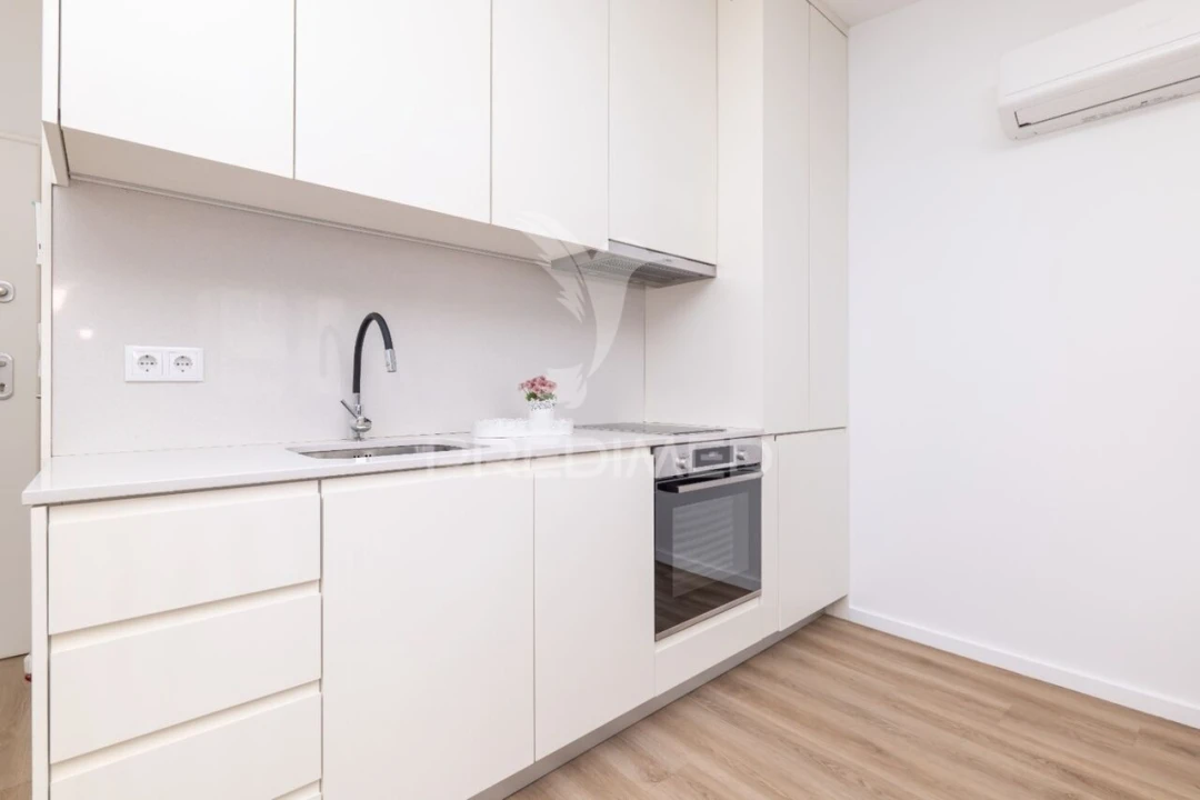 Apartamento T0 para Venda em São Vicente (Braga) Foto 3
