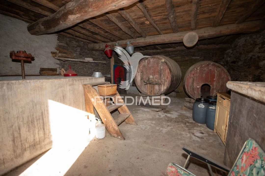 Moradia T3 para Venda em Poço do Canto Foto 14