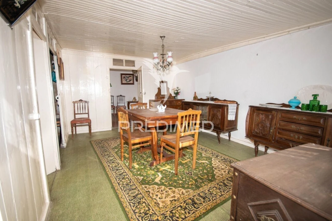 Moradia T3 para Venda em Poço do Canto Foto 13