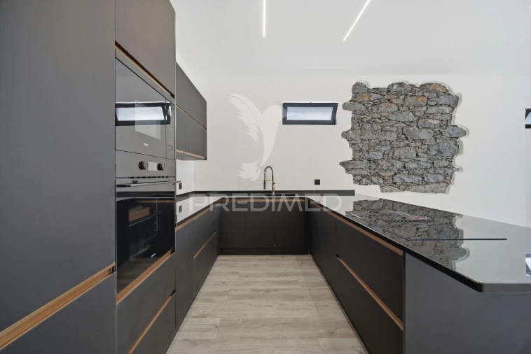 Moradia T2 para Venda em São Gonçalo Foto 6