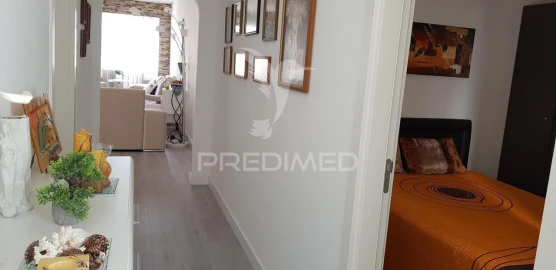 Apartamento T4 para Venda em Albufeira e Olhos de Água