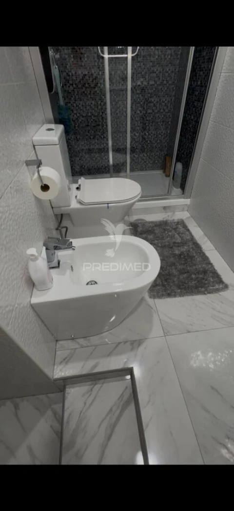 Apartamento T4 para Venda em Albufeira e Olhos de Água