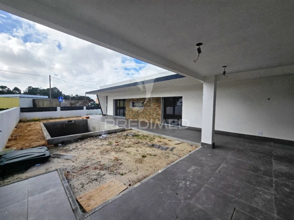 Moradia T3 para Venda em Quinta do Anjo Foto 2