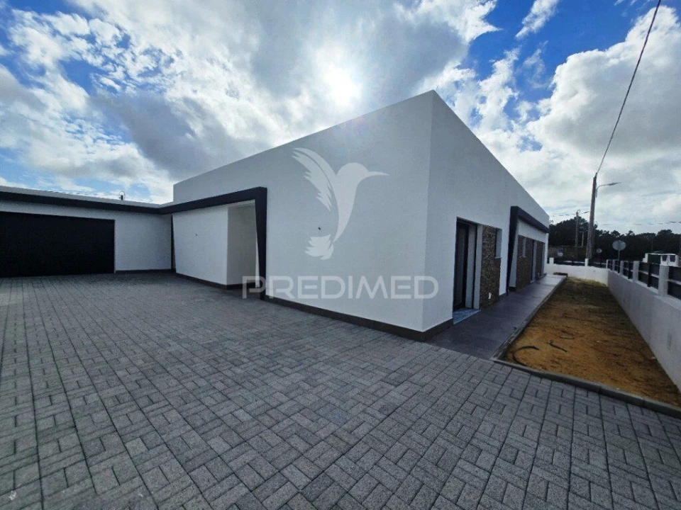 Moradia T3 para Venda em Quinta do Anjo Foto 10