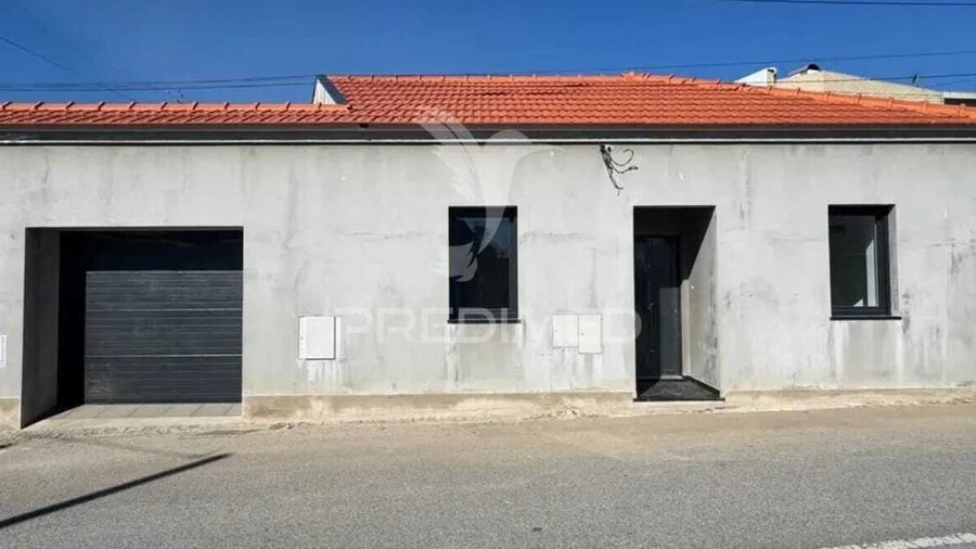 Moradia T3 para Venda em São Bernardo