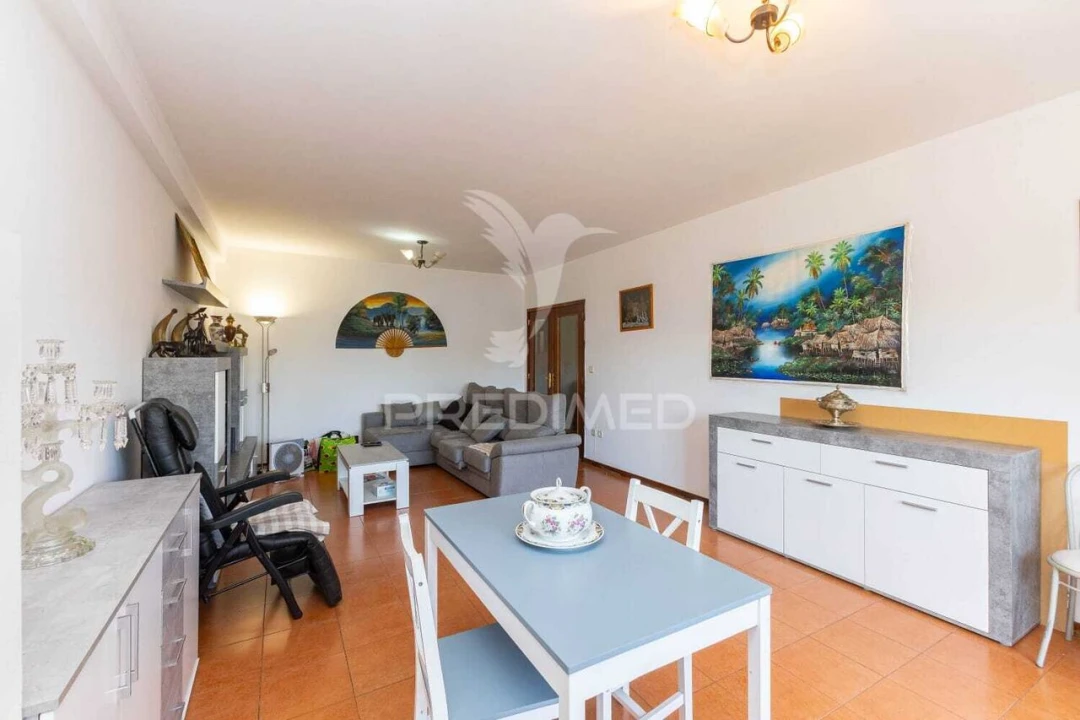 Apartamento T3 para Venda em Madalena Foto 4