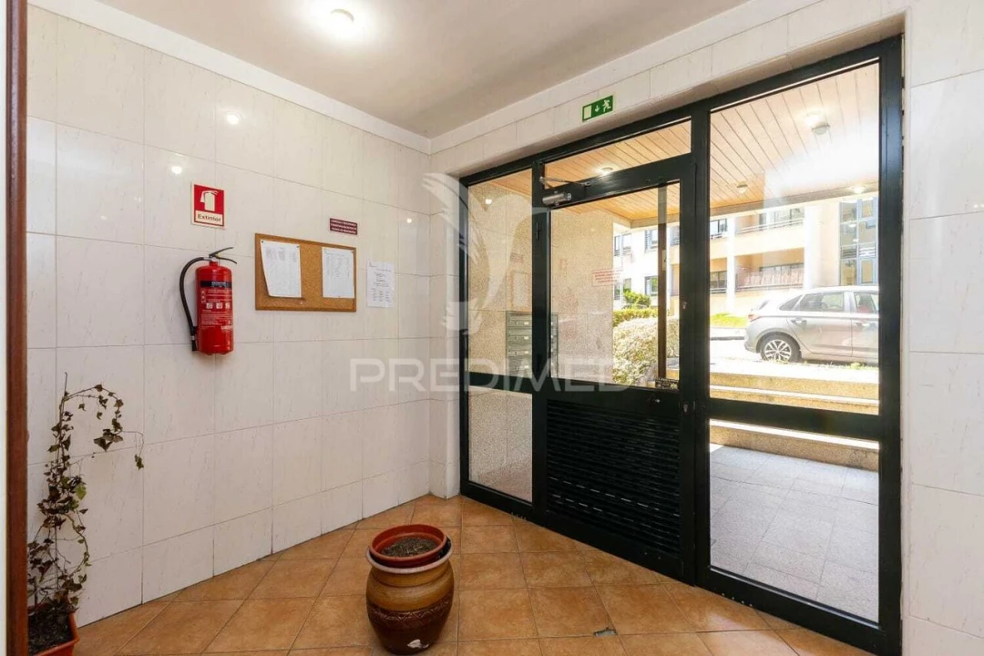 Apartamento T3 para Venda em Madalena Foto 10