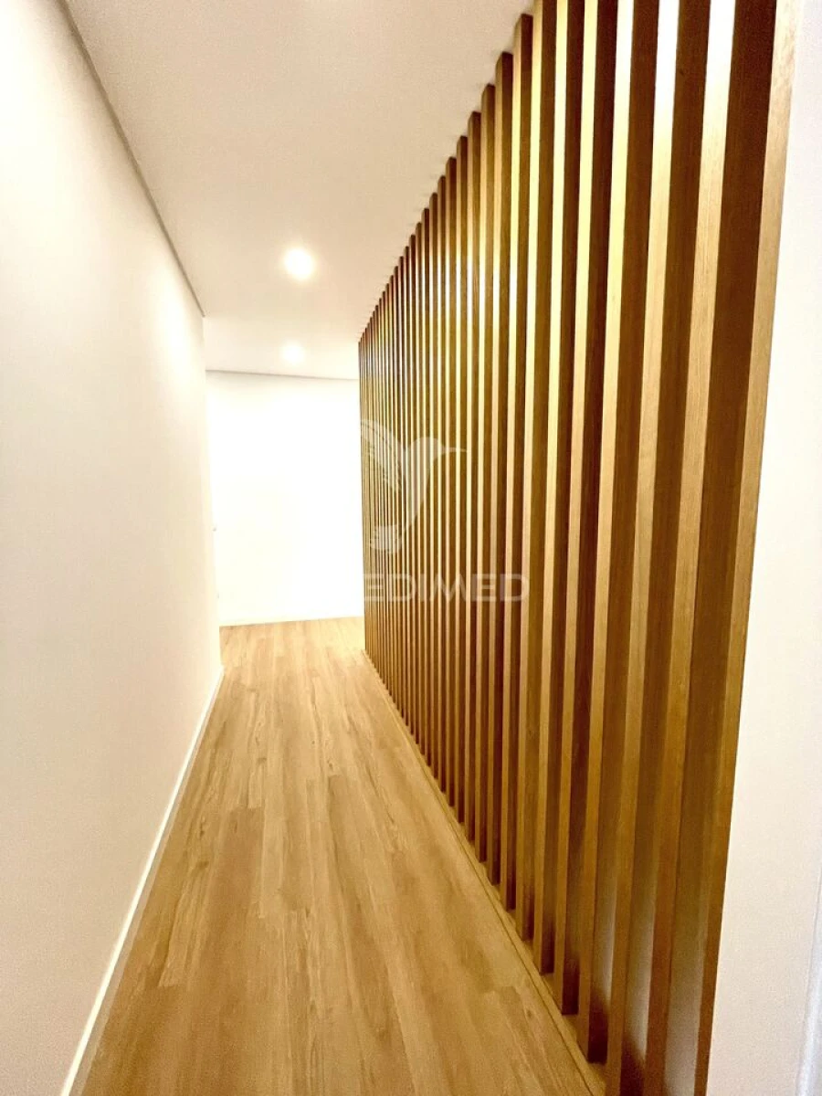 Moradia T3 para Venda em Recezinhos (São Mamede) Foto 24