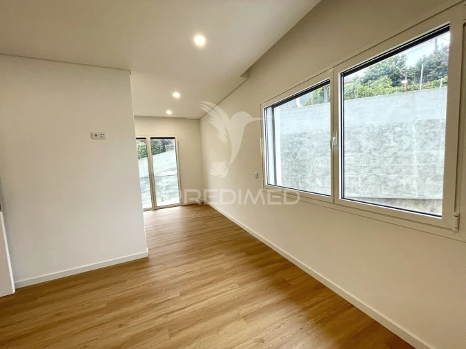 Moradia T3 para Venda em Recezinhos (São Mamede) Foto 32