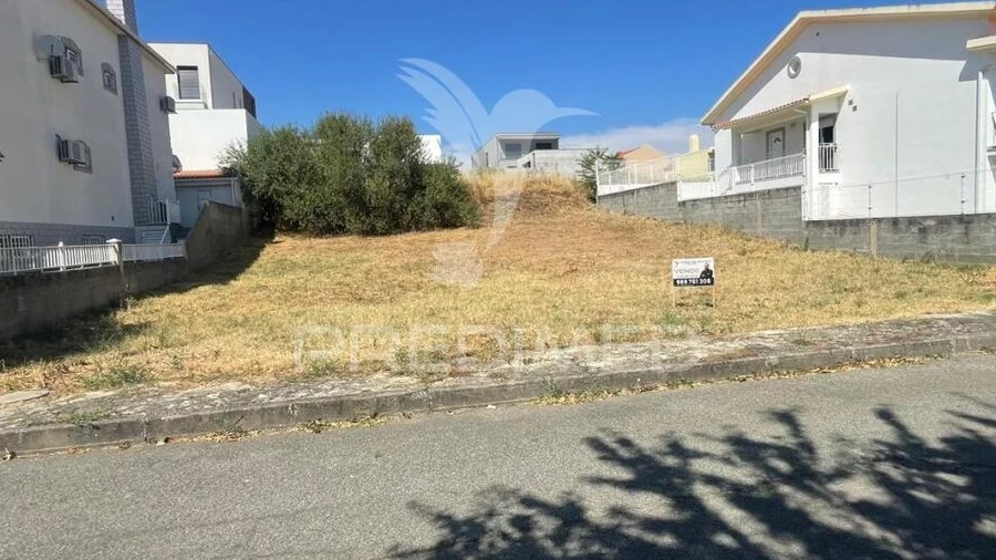 Terreno para Venda em Vila Nova de Foz Côa