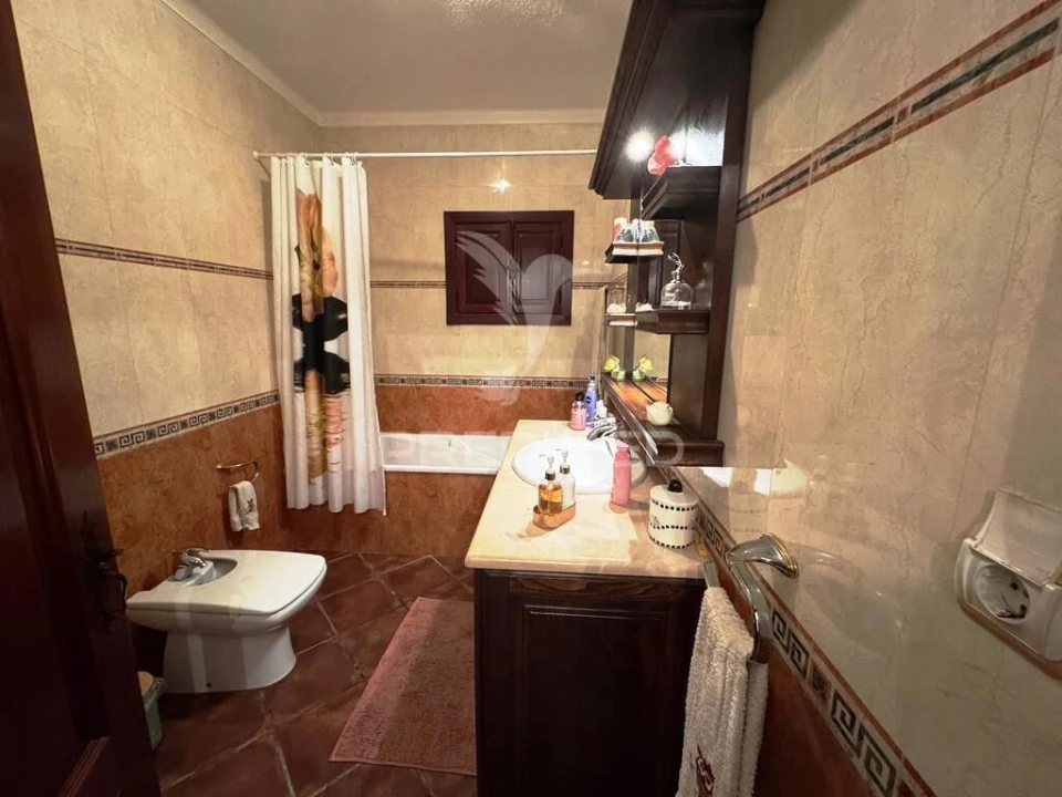 Quinta T2 para Venda em Alagoa Foto 11