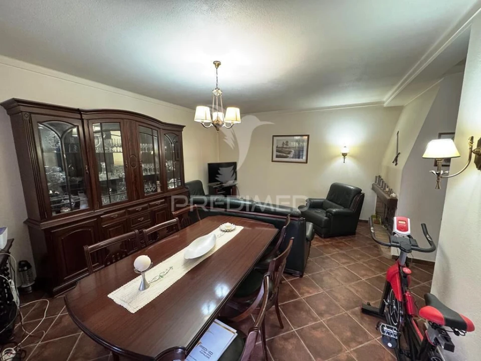 Quinta T2 para Venda em Alagoa Foto 4