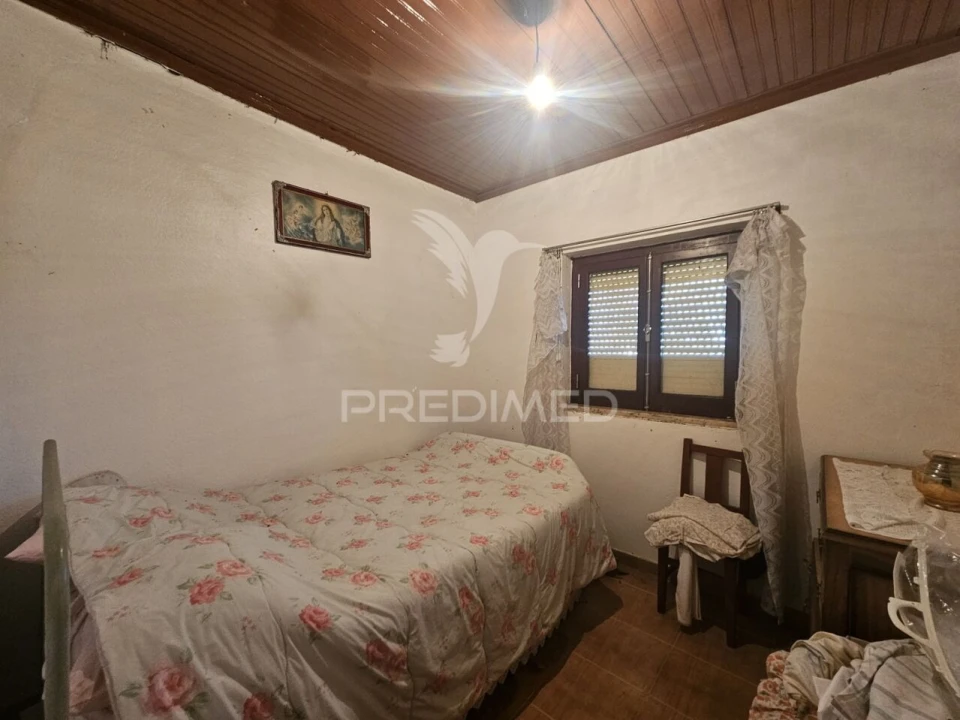 Moradia T3 para Venda em Chãos Foto 7