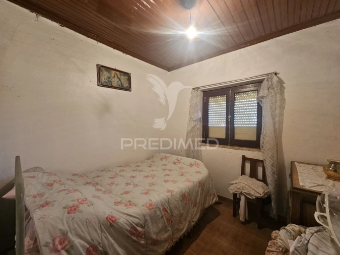 Moradia T3 para Venda em Chãos Foto 7