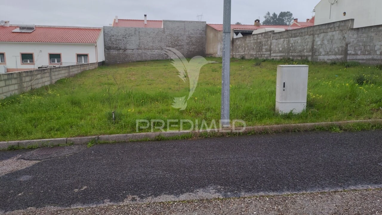 Terreno para Venda em Carregueira Foto 2