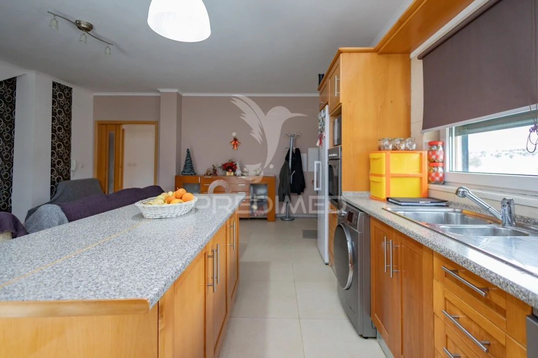 Moradia T5 para Venda em Alvito Foto 12