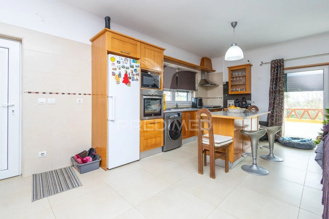 Moradia T5 para Venda em Alvito Foto 11