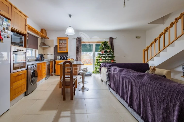 Moradia T5 para Venda em Alvito Foto 8