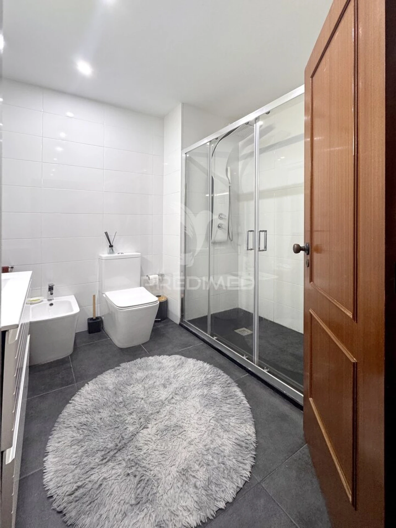 Apartamento T2 para Venda em Rio Tinto Foto 14