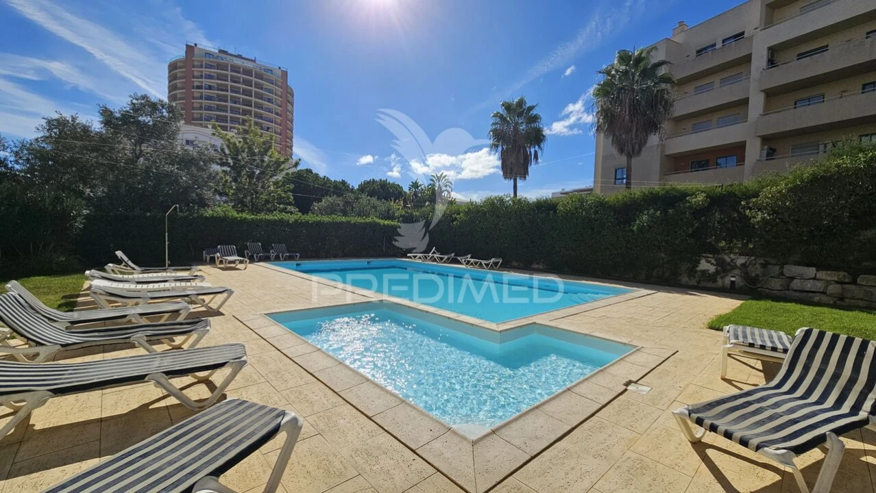 Apartamento T4 para Venda em Portimão Foto 23