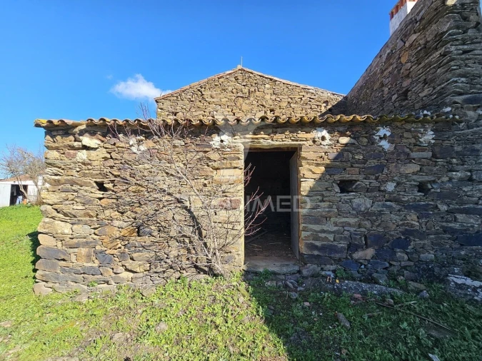 Quinta T2 para Venda em Ourique Foto 2