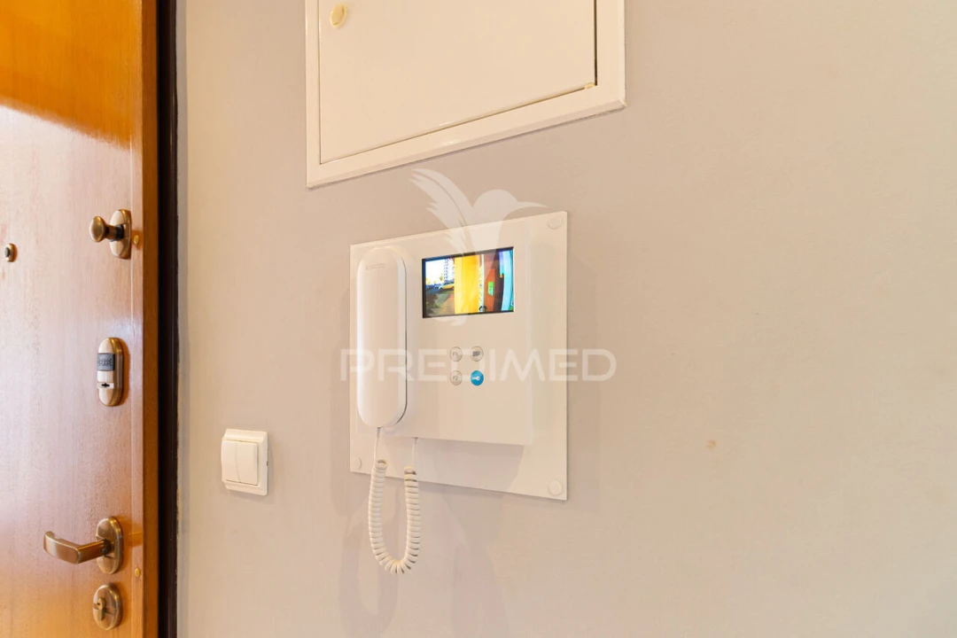 Apartamento T2 para Venda em Corroios Foto 22