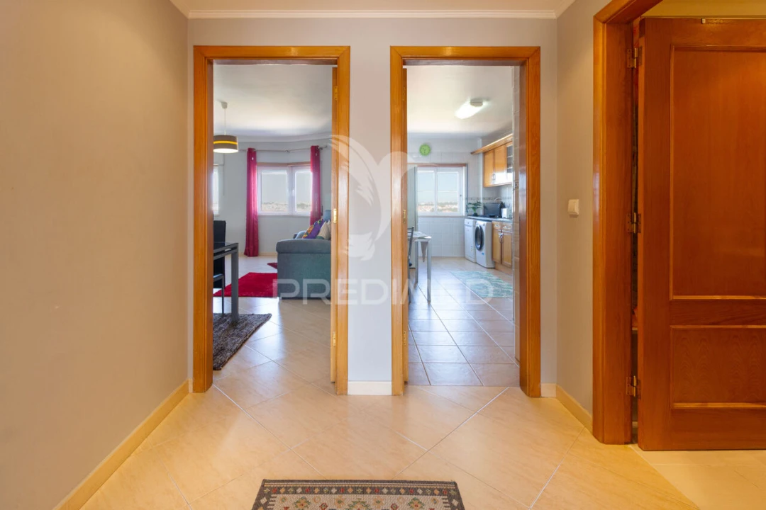 Apartamento T2 para Venda em Corroios Foto 8