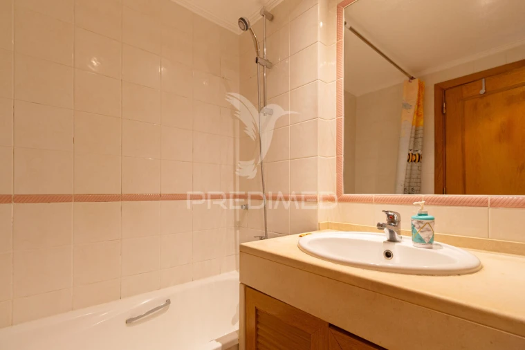 Apartamento T2 para Venda em Corroios Foto 20