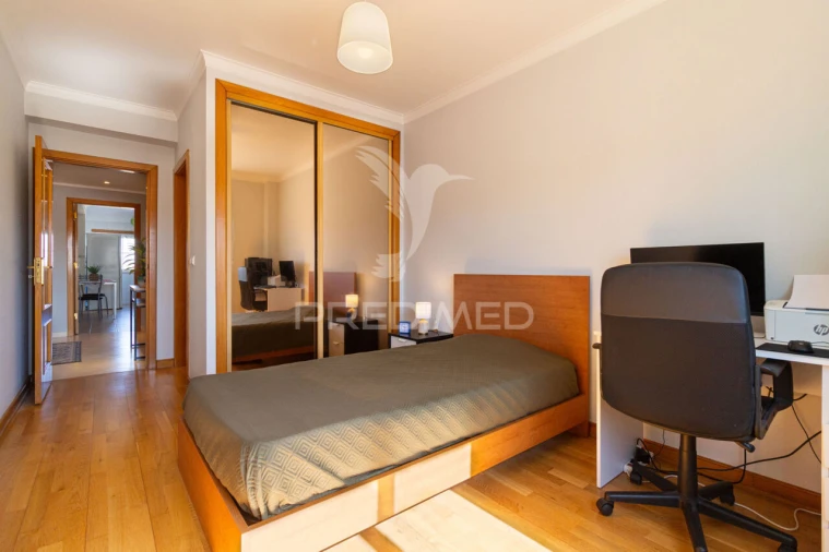 Apartamento T2 para Venda em Corroios Foto 6