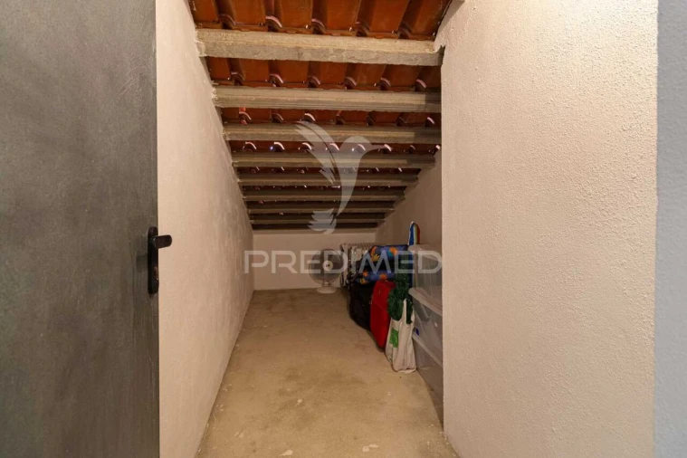 Apartamento T2 para Venda em Corroios Foto 27