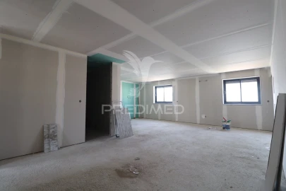 Apartamento T3 para Venda em Soutelo
